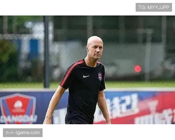 克鲁伊夫哲学薪火相传：激励新一代球员与教练重塑足球未来