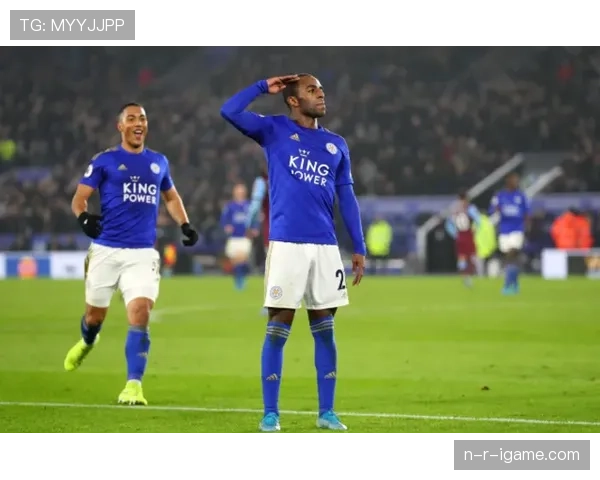 佩雷拉重返英超，稳健表现备受期待为球队注入新活力