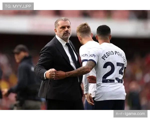 英超转会市场再掀热潮，多家豪门争抢表现亮眼新星