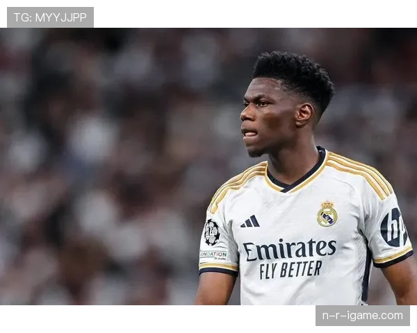 楚阿梅尼持续发挥稳定,助力球队防守表现再上新台阶 楚阿梅尼持续发挥稳定,助力球队防守表现再上新台阶