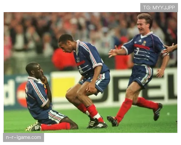 亨利在欧洲杯上的精彩表现分析及其对球队荣耀之路的影响 亨利在欧洲杯上的精彩表现分析及其对球队荣耀之路的影响